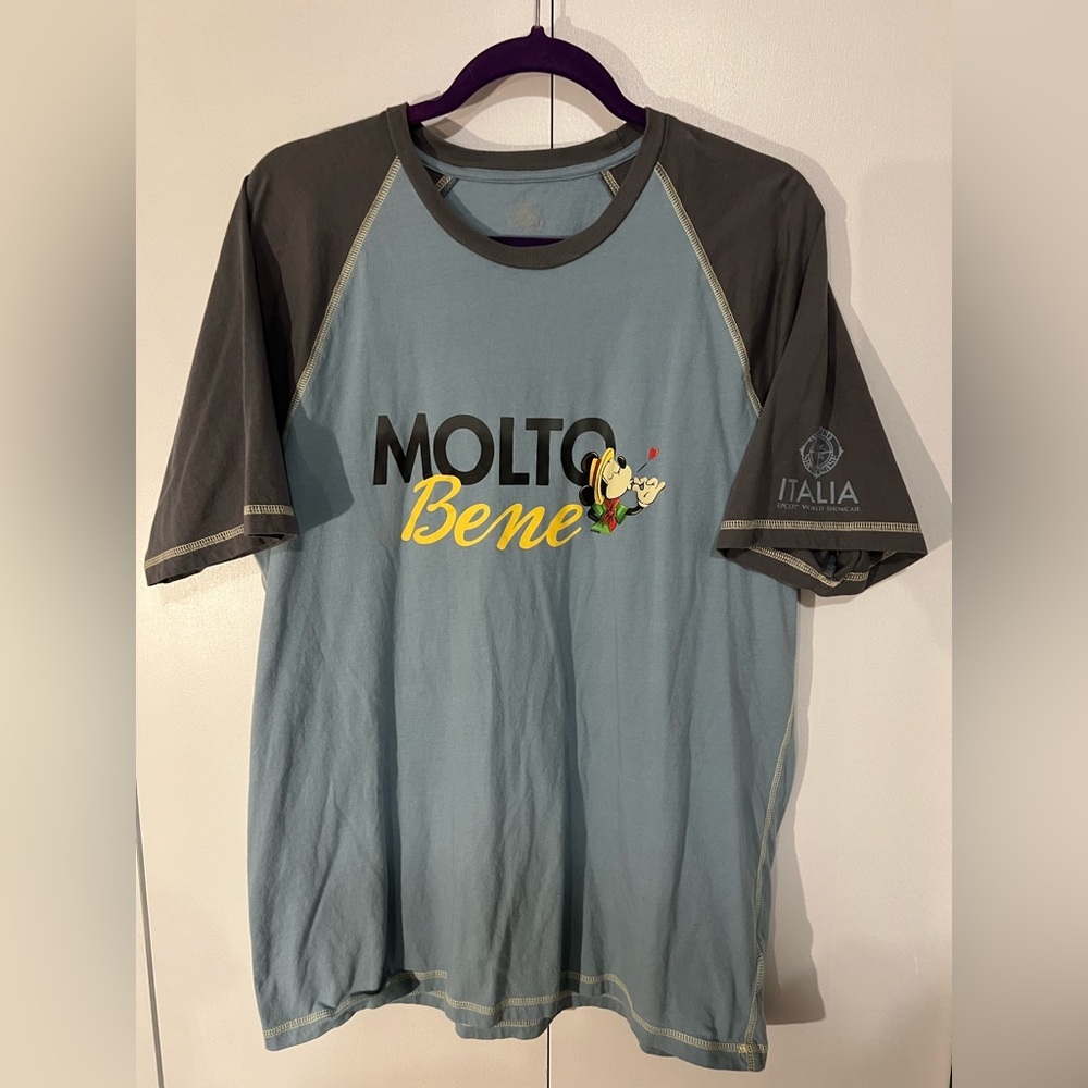 WDW EPCOT Molto Bene Men's Mickey Mouse Shirt